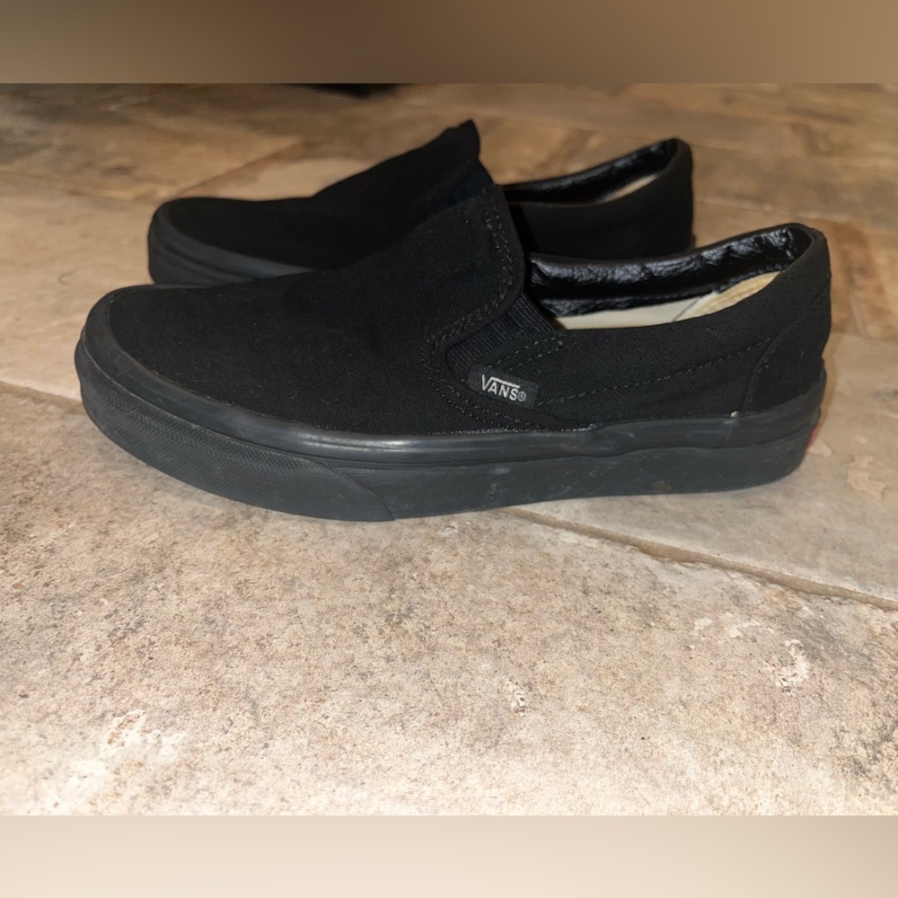Black vans